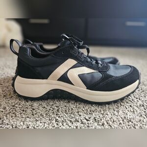 Women's KEEN KS86 Hiking Shoes Black And Cream